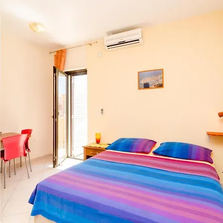 Somnium Guest house