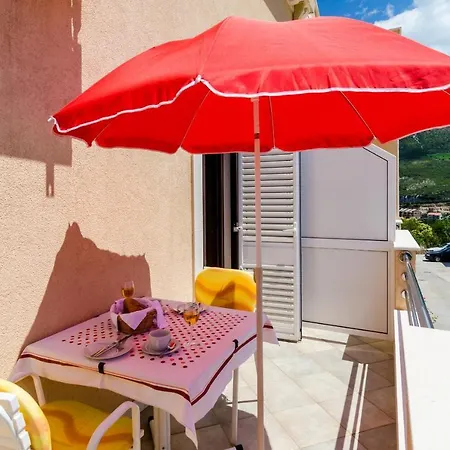 Guest house Somnium 3*